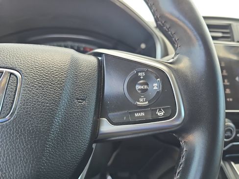 Used 2018 Honda CR-V Touring image 18