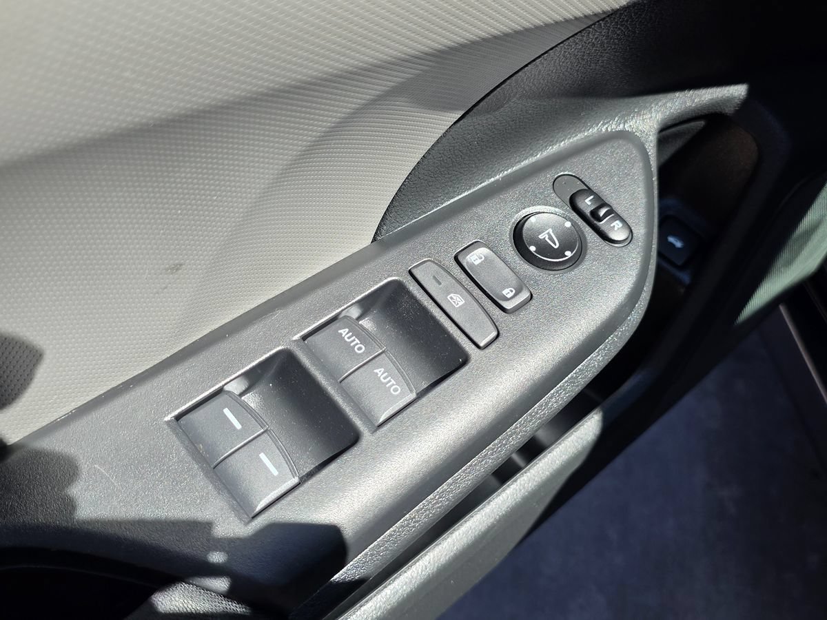 Used 2019 Honda Civic LX image 27