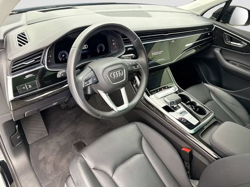 Certified 2023 Audi Q7 3.0T Prestige AWD/4WD image 9