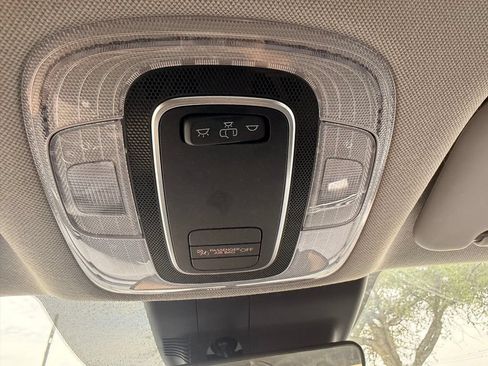 Used 2026 Hyundai Elantra SE FWD image 13