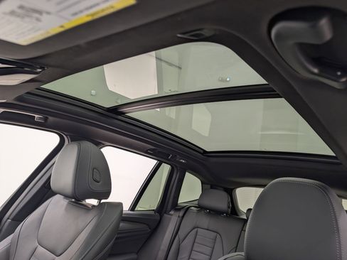 Used 2021 BMW X3 M40i w/ Premium Package image 16