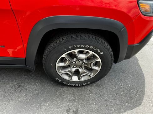 Used 2021 Jeep Cherokee Trailhawk w/ Trailer Tow Group AWD/4WD image 10