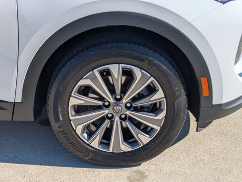 Used 2024 Buick Envision Preferred AWD/4WD image 11