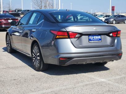 Used 2024 Nissan Altima 2.5 SV