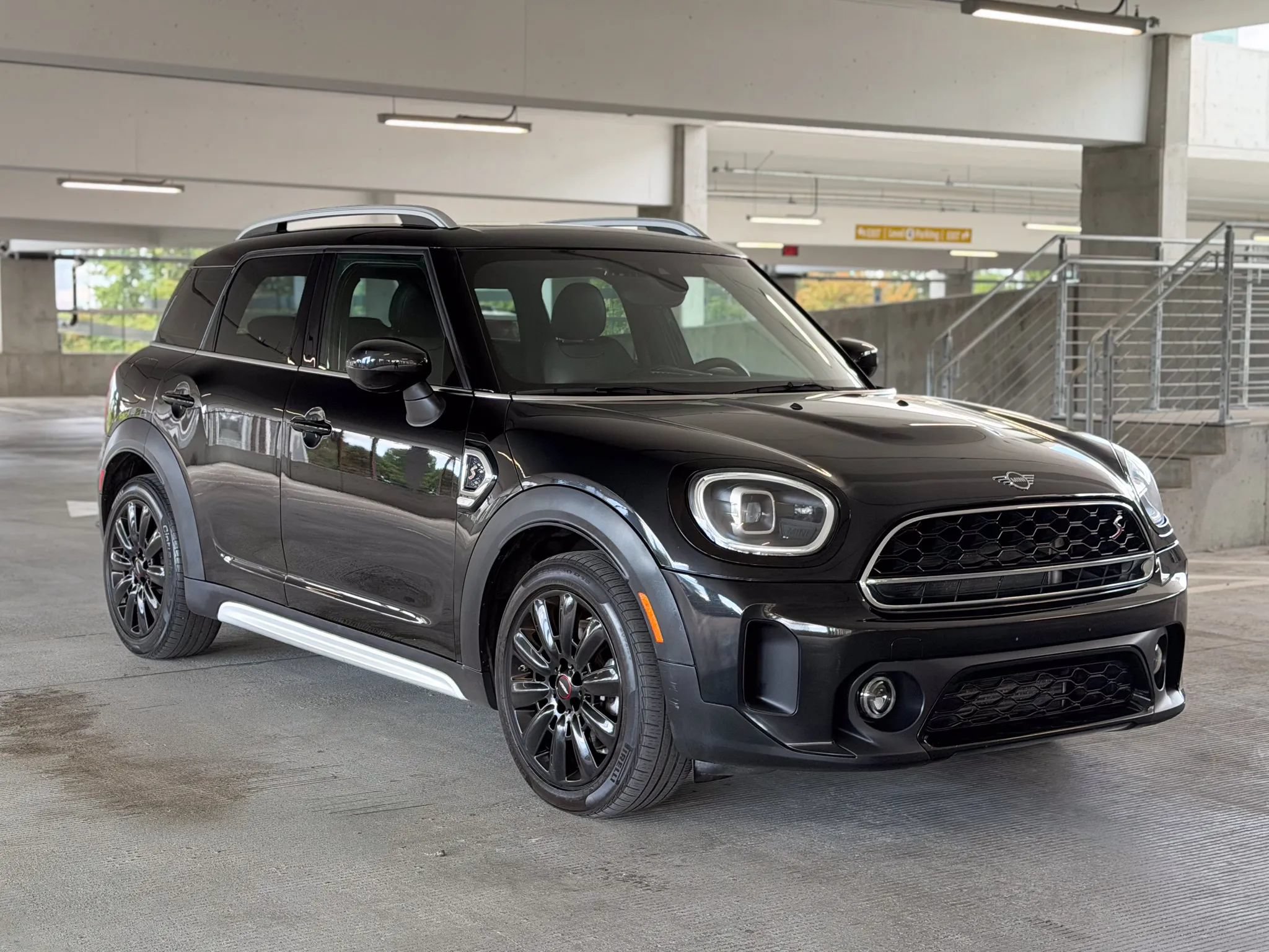 Used 2023 MINI Cooper Countryman S FWD image 3