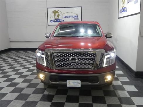 Used 2019 Nissan Titan Platinum Reserve AWD/4WD image 3