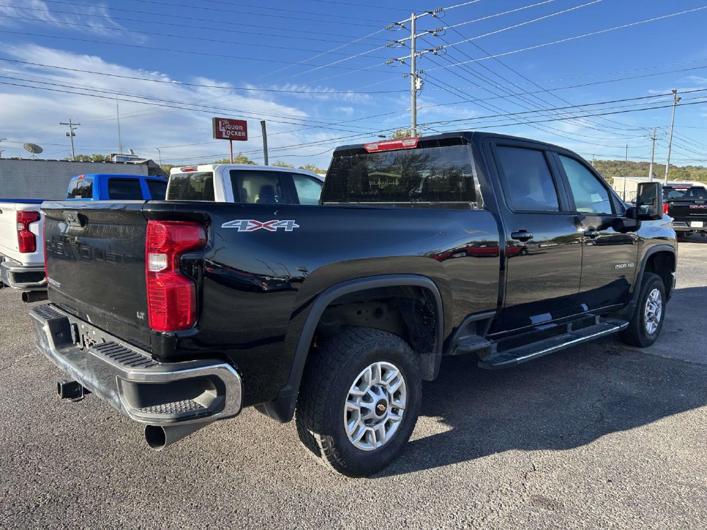 Used 2025 Chevrolet Silverado 2500 LT w/ Convenience Package AWD/4WD image 2