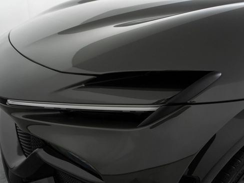 Certified 2025 Ferrari Purosangue AWD/4WD image 13