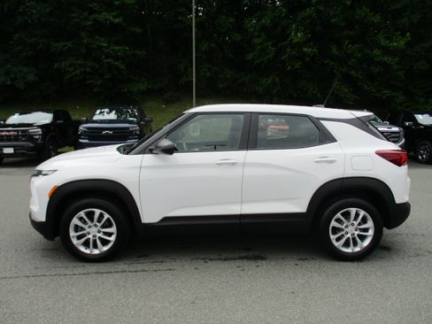 Certified 2024 Chevrolet TrailBlazer LS AWD/4WD image 8