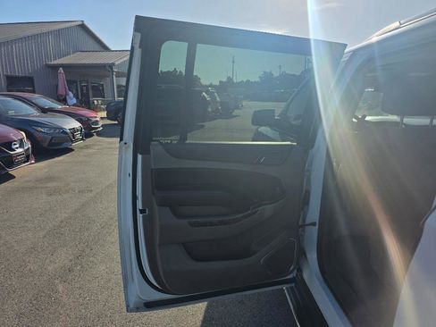 Used 2015 Chevrolet Suburban LTZ w/ Max Trailering Package image 9