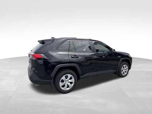 Certified 2024 Toyota RAV4 LE AWD/4WD image 6