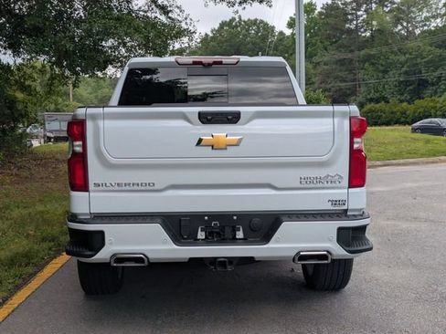 New 2026 Chevrolet Silverado 1500 High Country AWD/4WD image 3