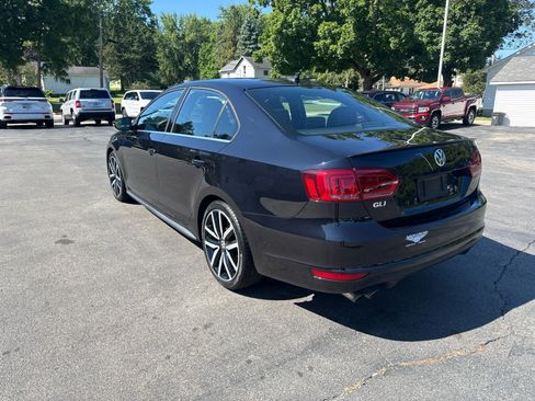 Used 2014 Volkswagen Jetta GLI Autobahn FWD image 5