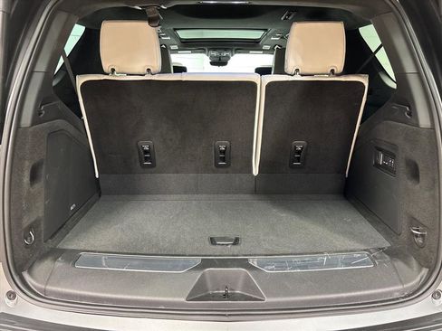 Used 2025 Cadillac Escalade Sport Platinum w/ LPO, ONYX Package image 44