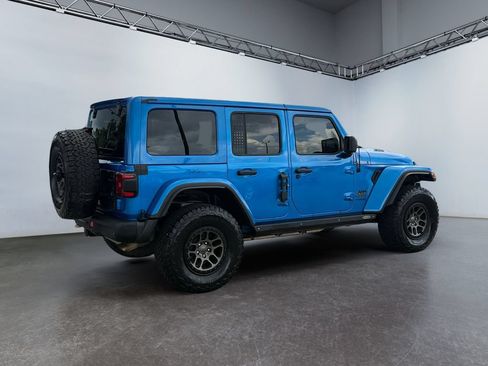 Used 2022 Jeep Wrangler Unlimited Rubicon w/ Xtreme Recon 35" Tire Package AWD/4WD image 3