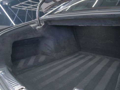 Used 2023 Rolls-Royce Phantom Sedan image 77