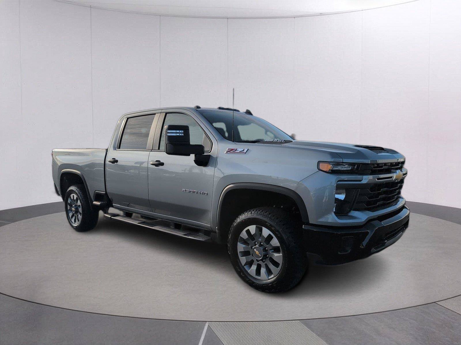New 2026 Chevrolet Silverado 2500 Custom w/ Custom Value Package AWD/4WD image 1