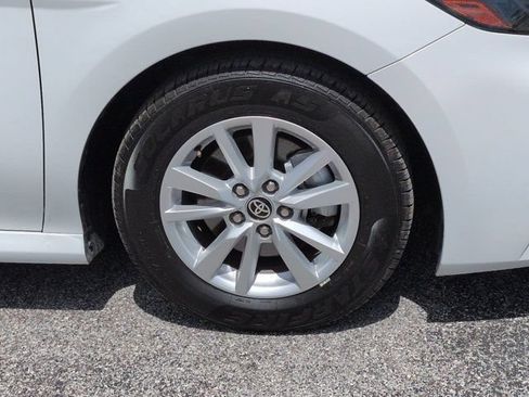 Used 2025 Toyota Camry LE FWD image 10