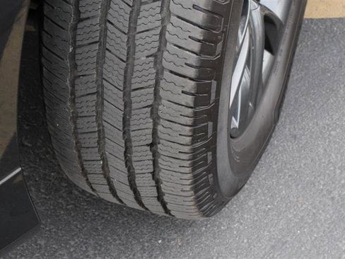 Used 2023 Lexus GX 460 Premium w/ Premium Package image 37