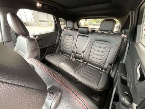 Certified 2023 Ford Escape ST-Line Elite w/ Premium Technology Package AWD/4WD image 23