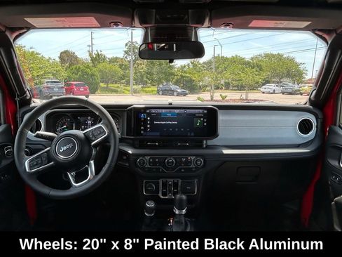Used 2025 Jeep Wrangler Unlimited Sahara AWD/4WD image 10