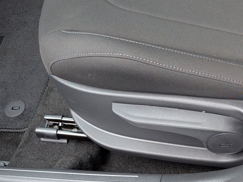 New 2026 Hyundai Elantra Sport FWD image 20