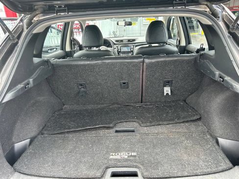 Used 2017 Nissan Rogue Sport SL FWD image 13