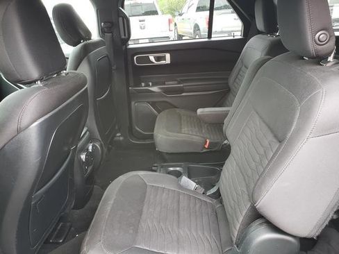 Used 2020 Ford Explorer XLT w/ Comfort Package AWD/4WD image 13