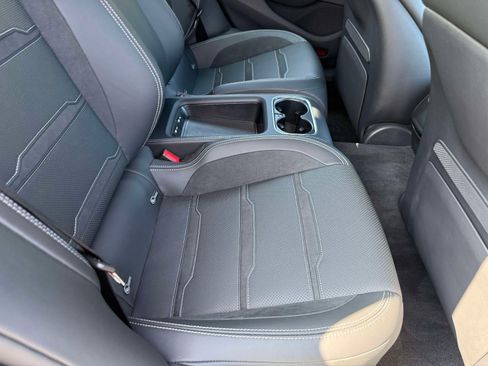 Used 2019 Mercedes-Benz AMG GT 63 image 34