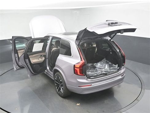 New 2026 Volvo XC90 B6 Core image 51