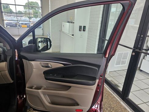 Used 2021 Honda Pilot EX-L image 16