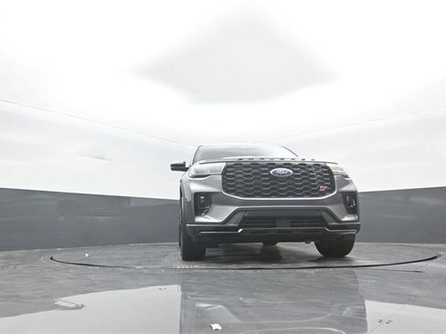 New 2026 Ford Explorer ST image 27