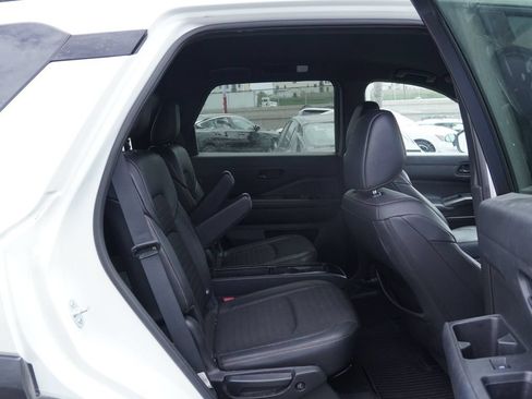 Used 2024 Nissan Pathfinder Rock Creek AWD/4WD image 22
