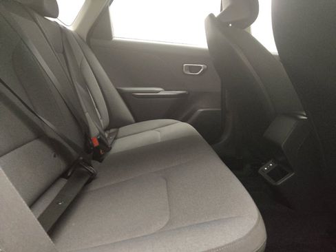 Used 2025 Kia K4 FWD image 19