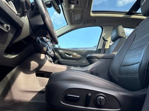 Used 2023 GMC Terrain Denali w/ LPO, Floor Liner Package AWD/4WD image 8