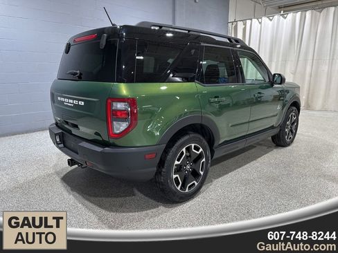 Used 2023 Ford Bronco Sport Outer Banks w/ Tech Package AWD/4WD image 3