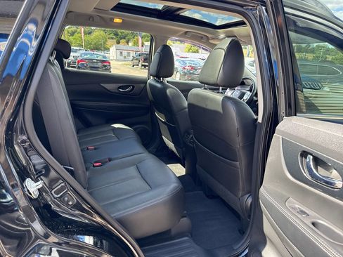 Used 2015 Nissan Rogue SL w/ SL Premium Package image 11