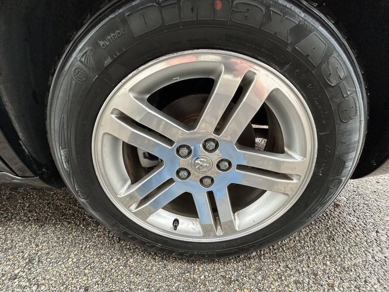 Used 2005 Dodge Magnum R/T w/ Convenience Group II RWD image 22