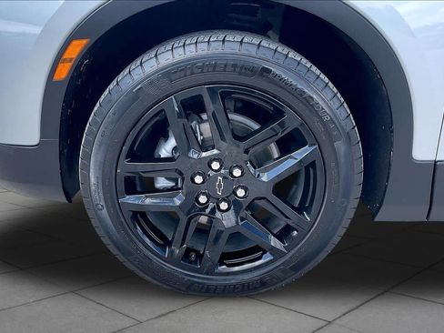 Used 2024 Chevrolet Blazer LT w/ Convenience Package FWD image 10