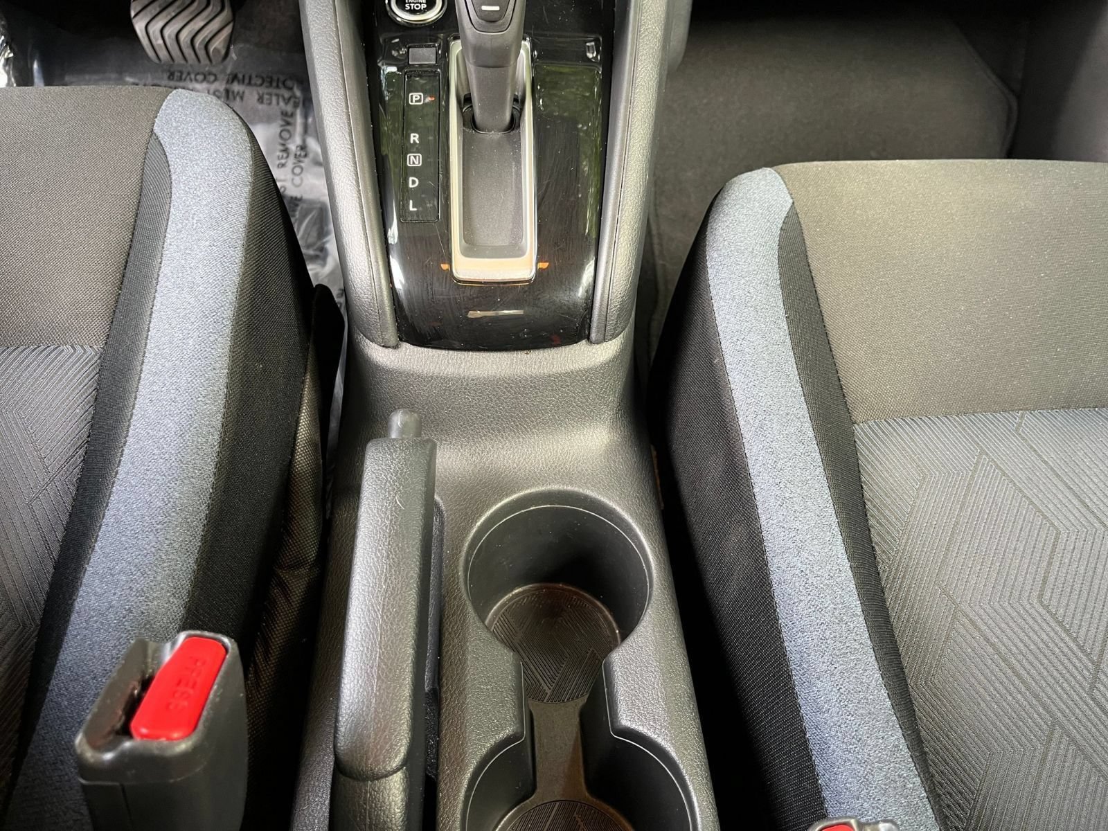 Used 2025 Nissan Versa SV FWD image 42