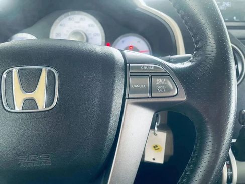 Used 2010 Honda Pilot EX-L image 16