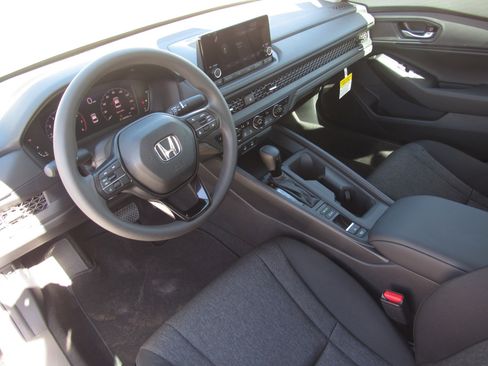 New 2025 Honda Accord SE image 14