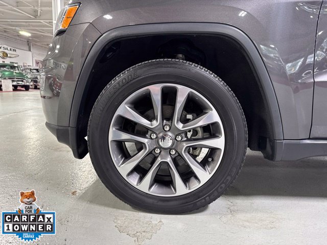 Used 2018 Jeep Grand Cherokee Limited AWD/4WD image 12