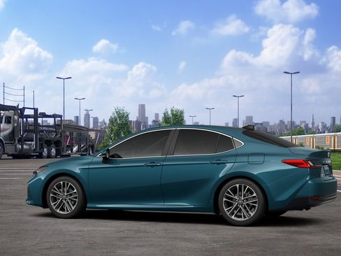 New 2026 Toyota Camry XLE AWD/4WD image 5