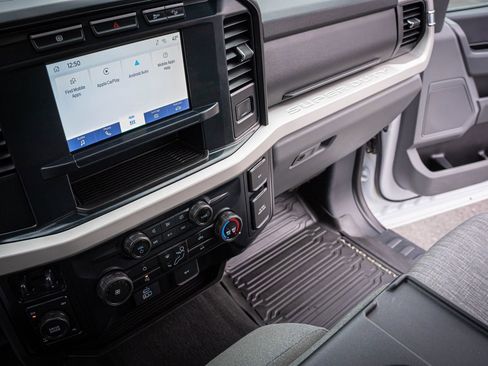 Used 2023 Ford F250 XLT w/ FX4 Off-Road Package image 25