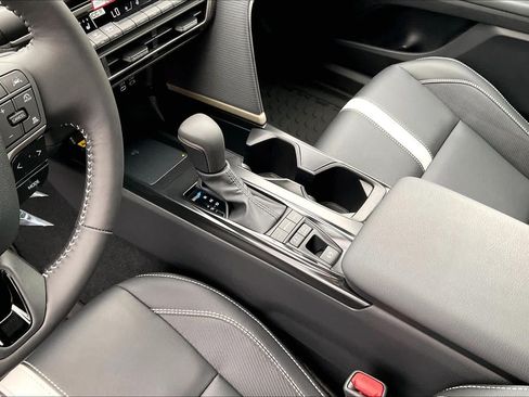 New 2026 Toyota Camry SE FWD image 7
