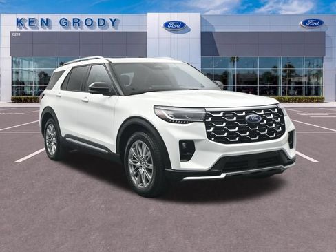 Used 2025 Ford Explorer Platinum RWD image 1