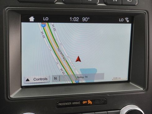 Used 2019 Ford Expedition Limited w/ Equipment Group 302A RWD image 17
