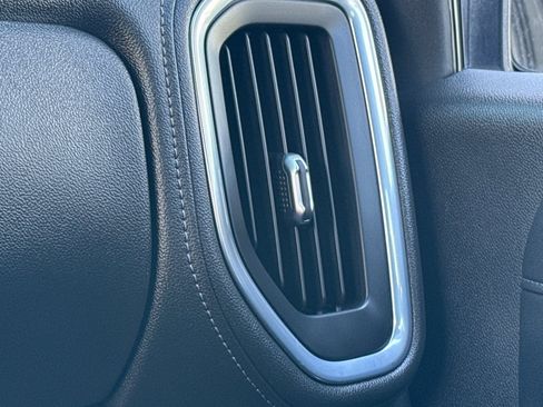 Used 2022 Chevrolet Silverado 1500 LT image 29