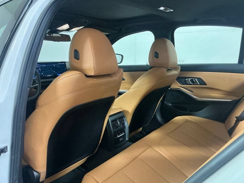 Certified 2025 BMW 330i Sedan w/ Convenience Package RWD image 25